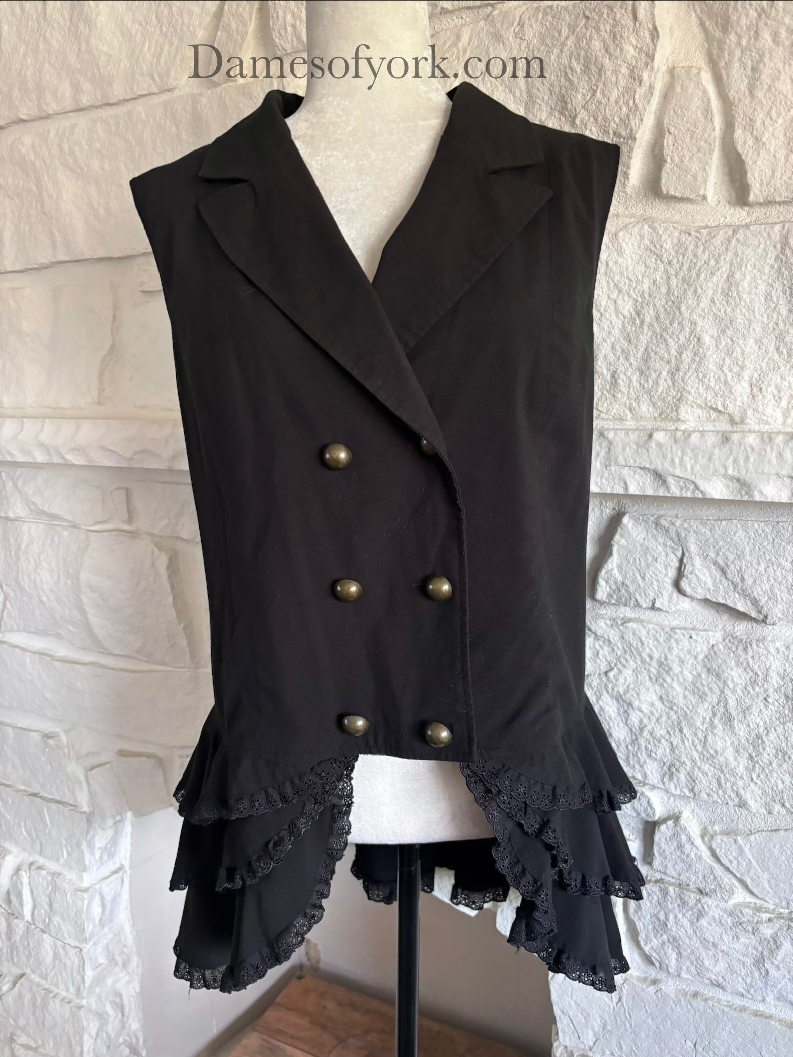 Ravencourt Vest