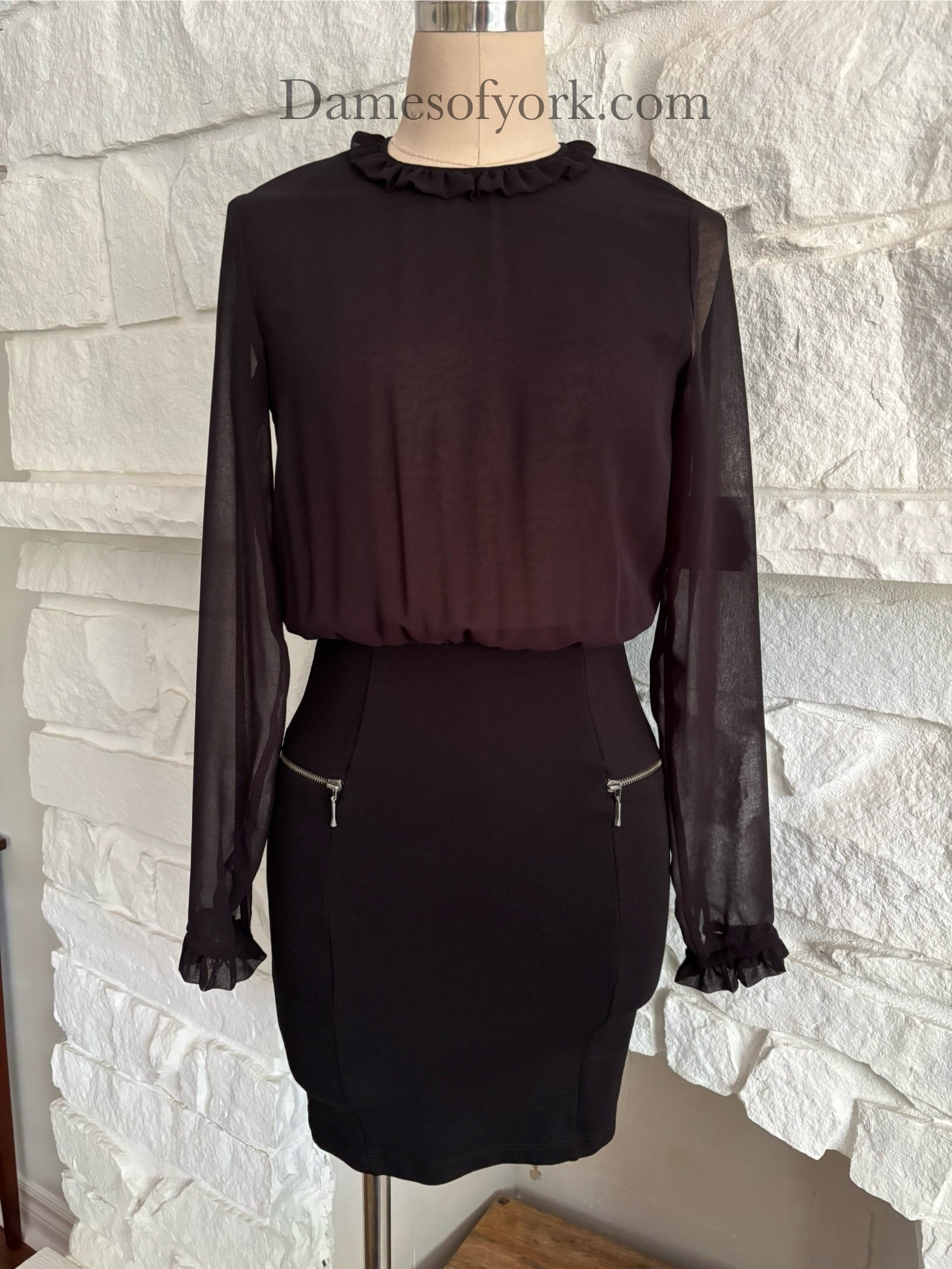 Trafaluc Dress