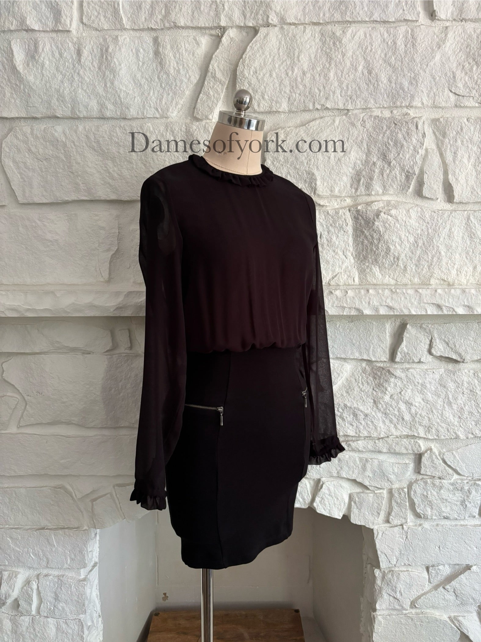 Trafaluc Dress