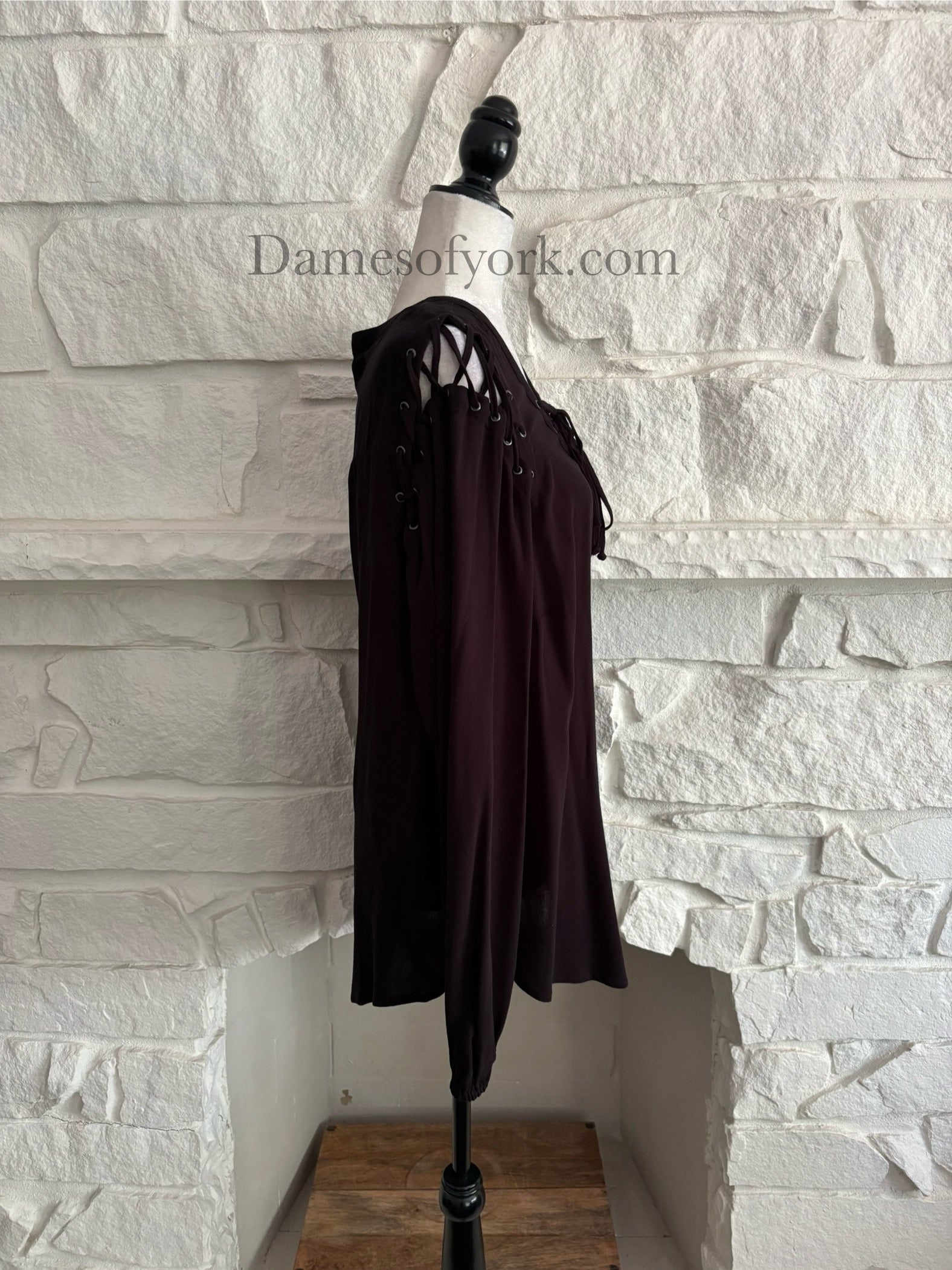 Witch of the Wood Top