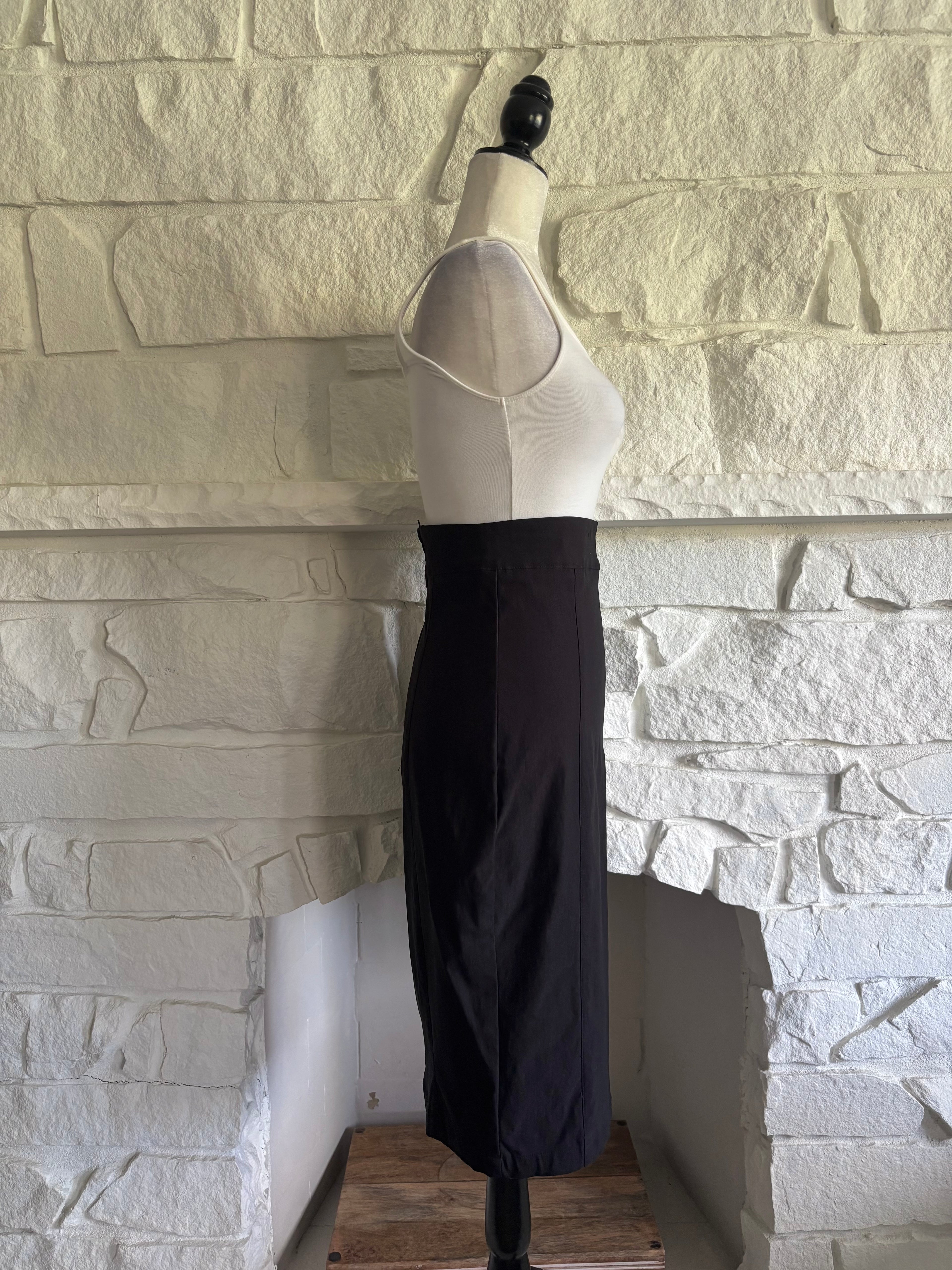 Vintage-Inspired Pencil Skirt