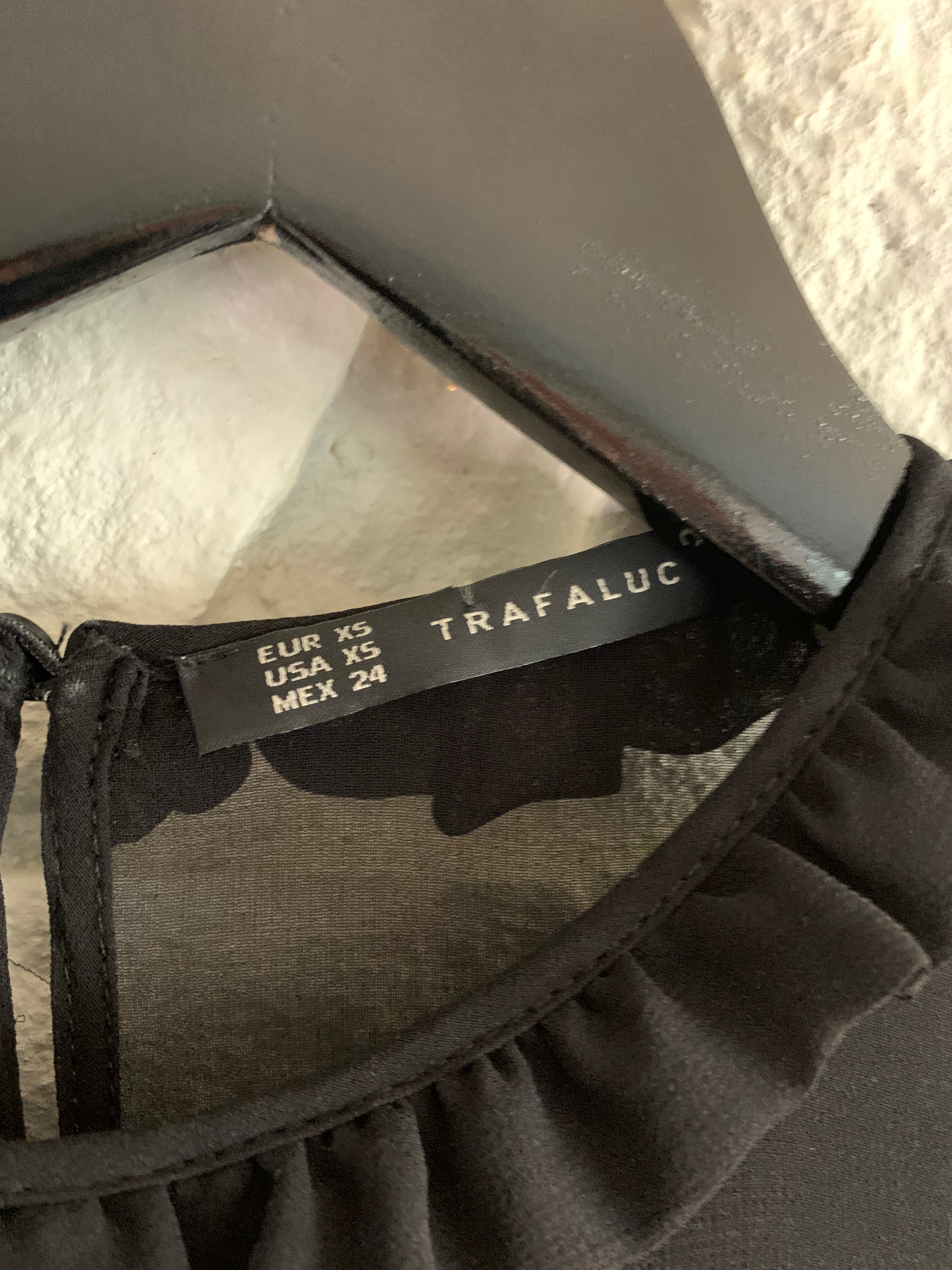 Trafaluc Dress