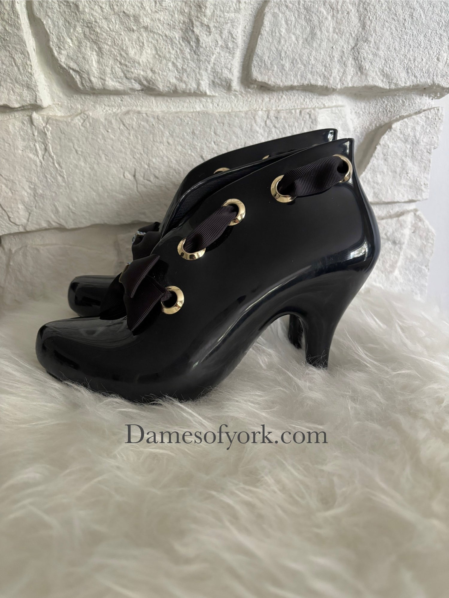 Gilded Bow Heels