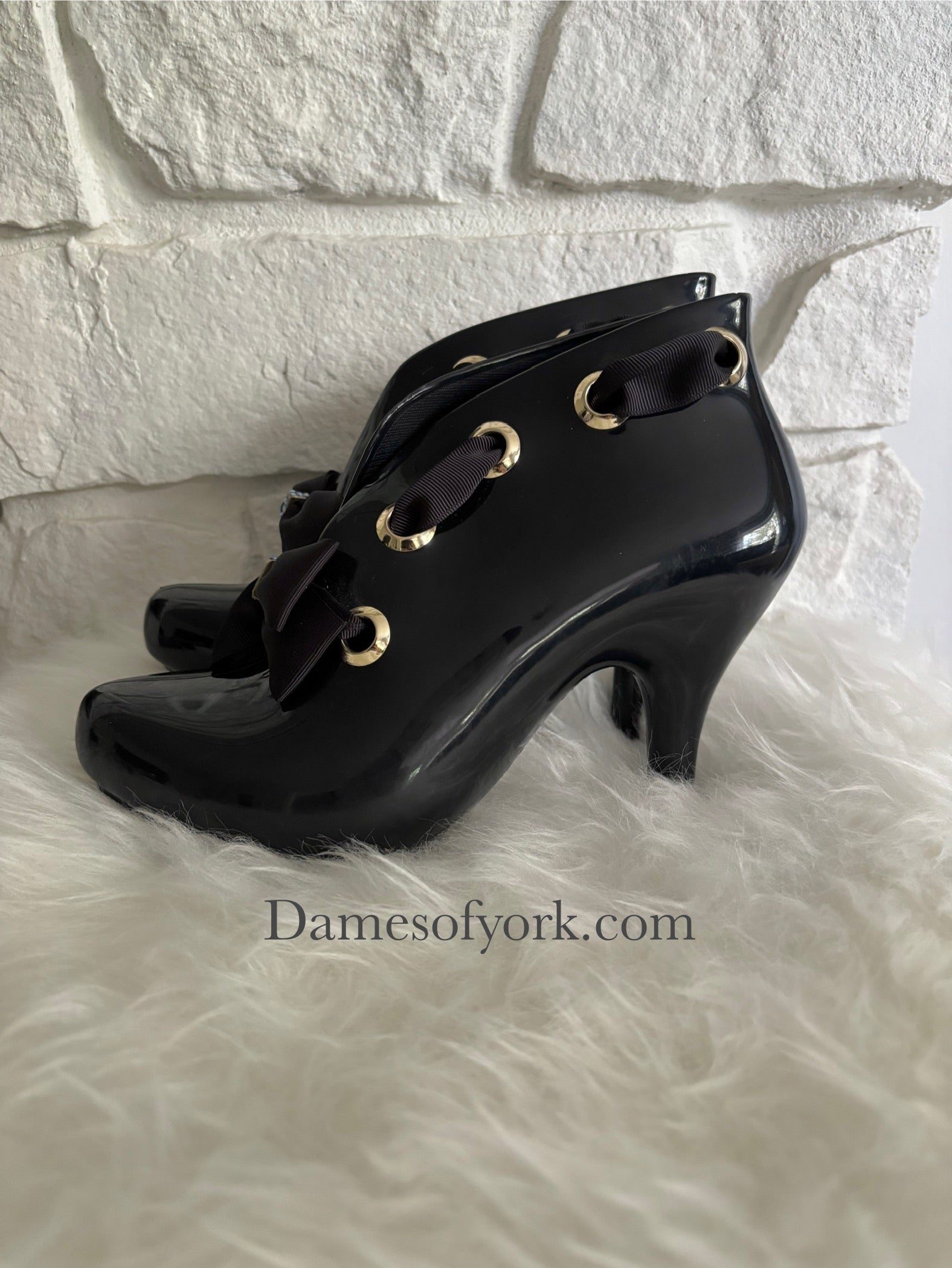 Gilded Bow Heels