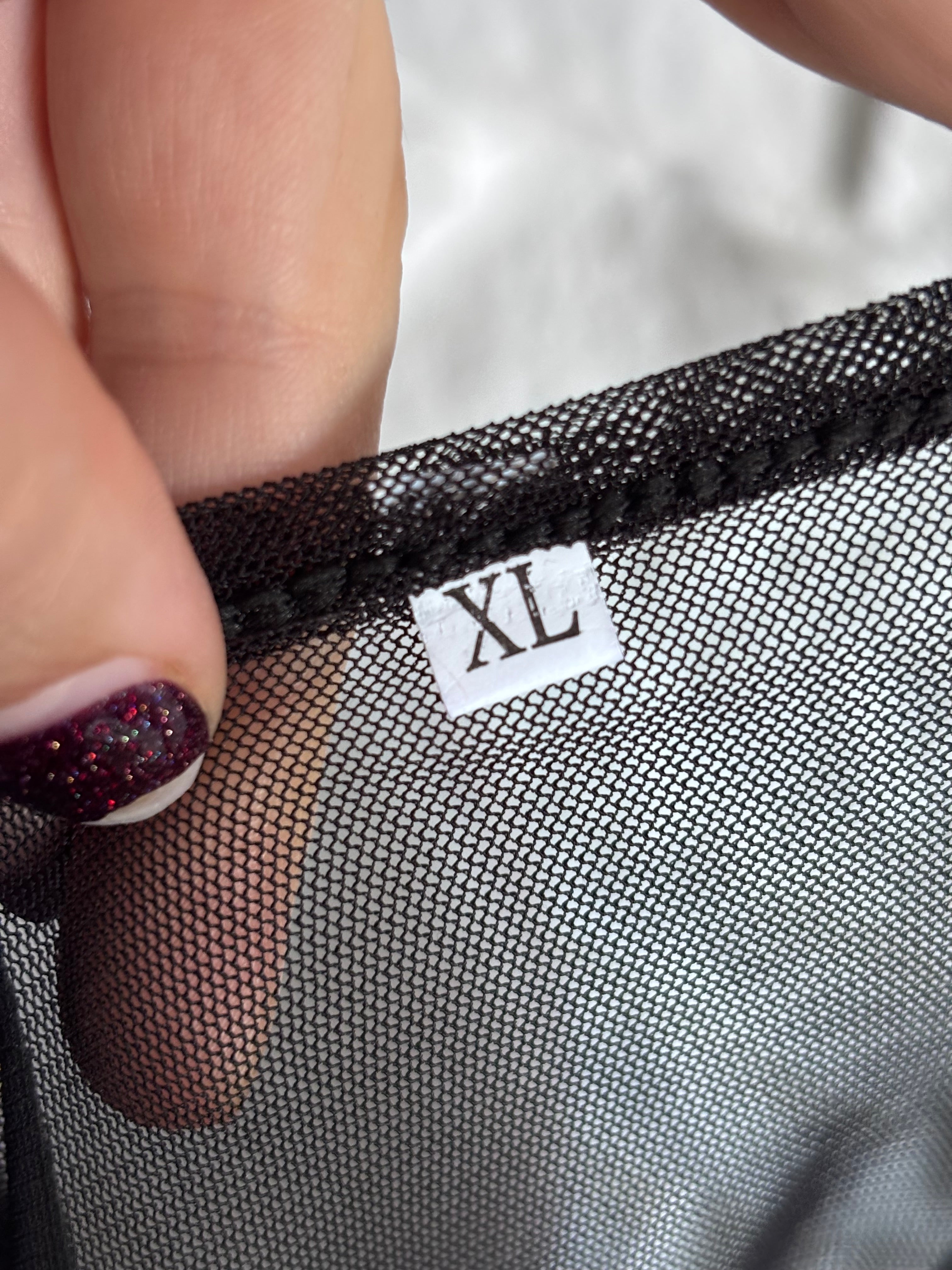 Fine Mesh Layering Top