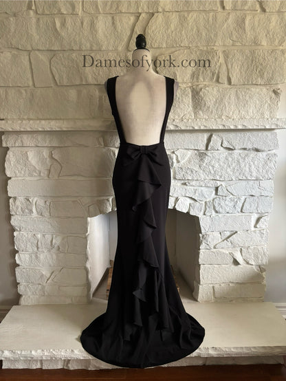 Obsidian Siren Gown