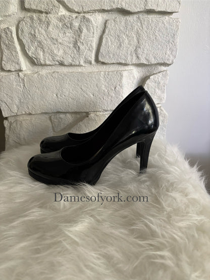 Obsidian Heels