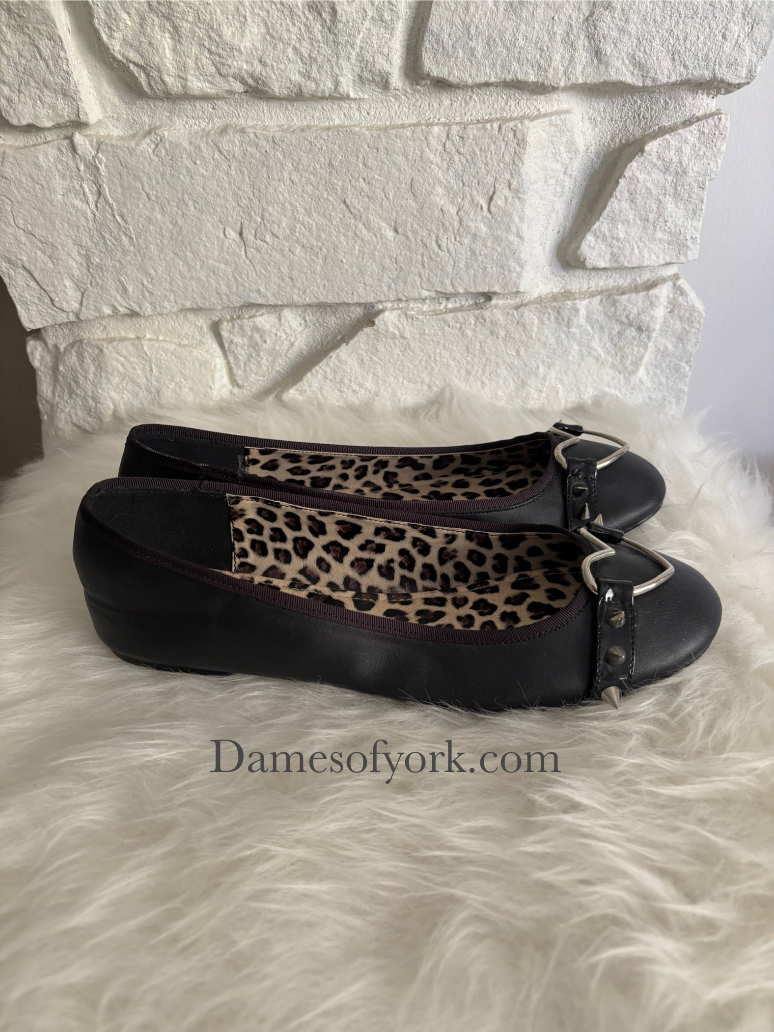 Demonia Star-21 Flats