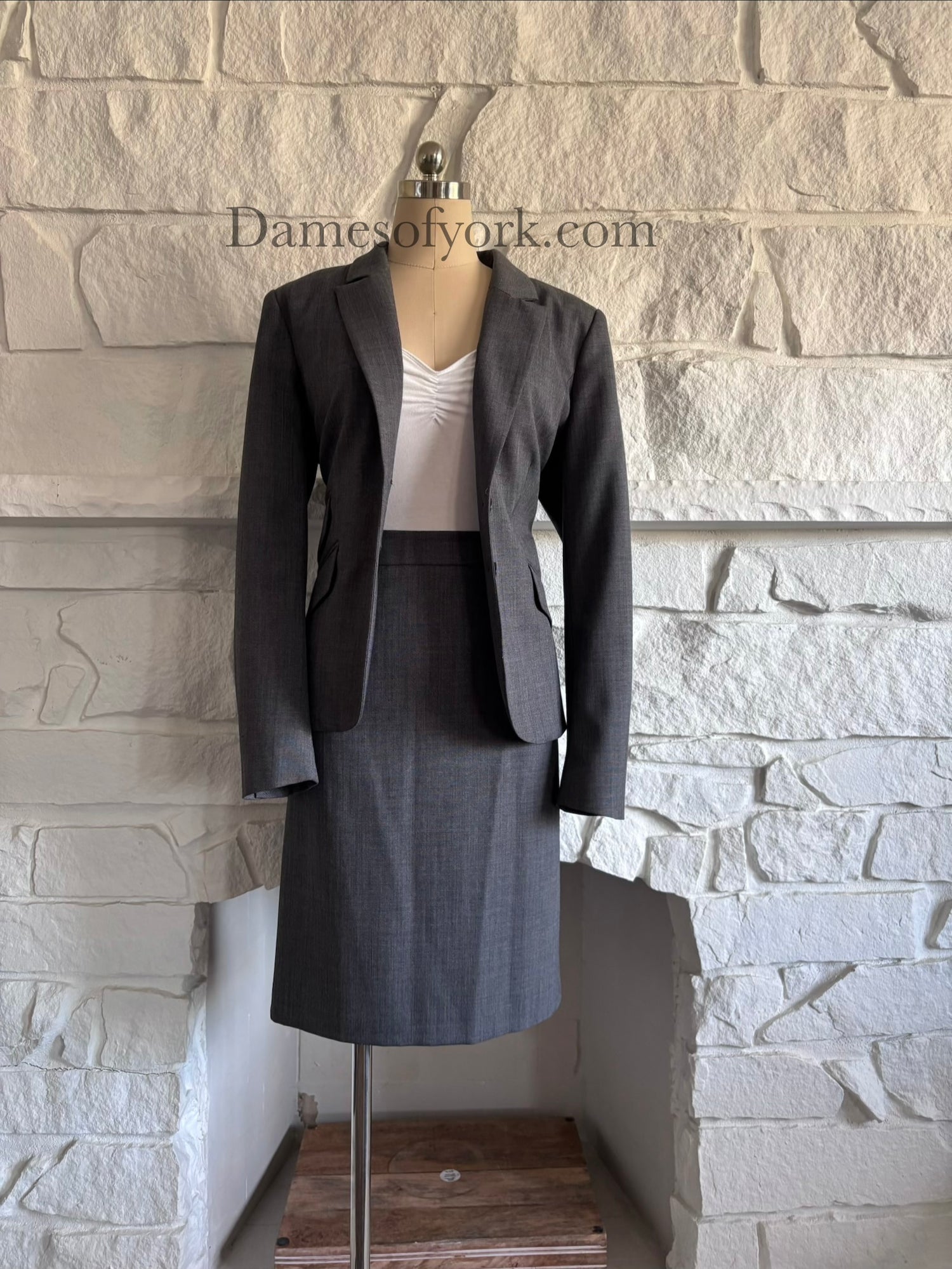 Ashen Line Pencil Skirt