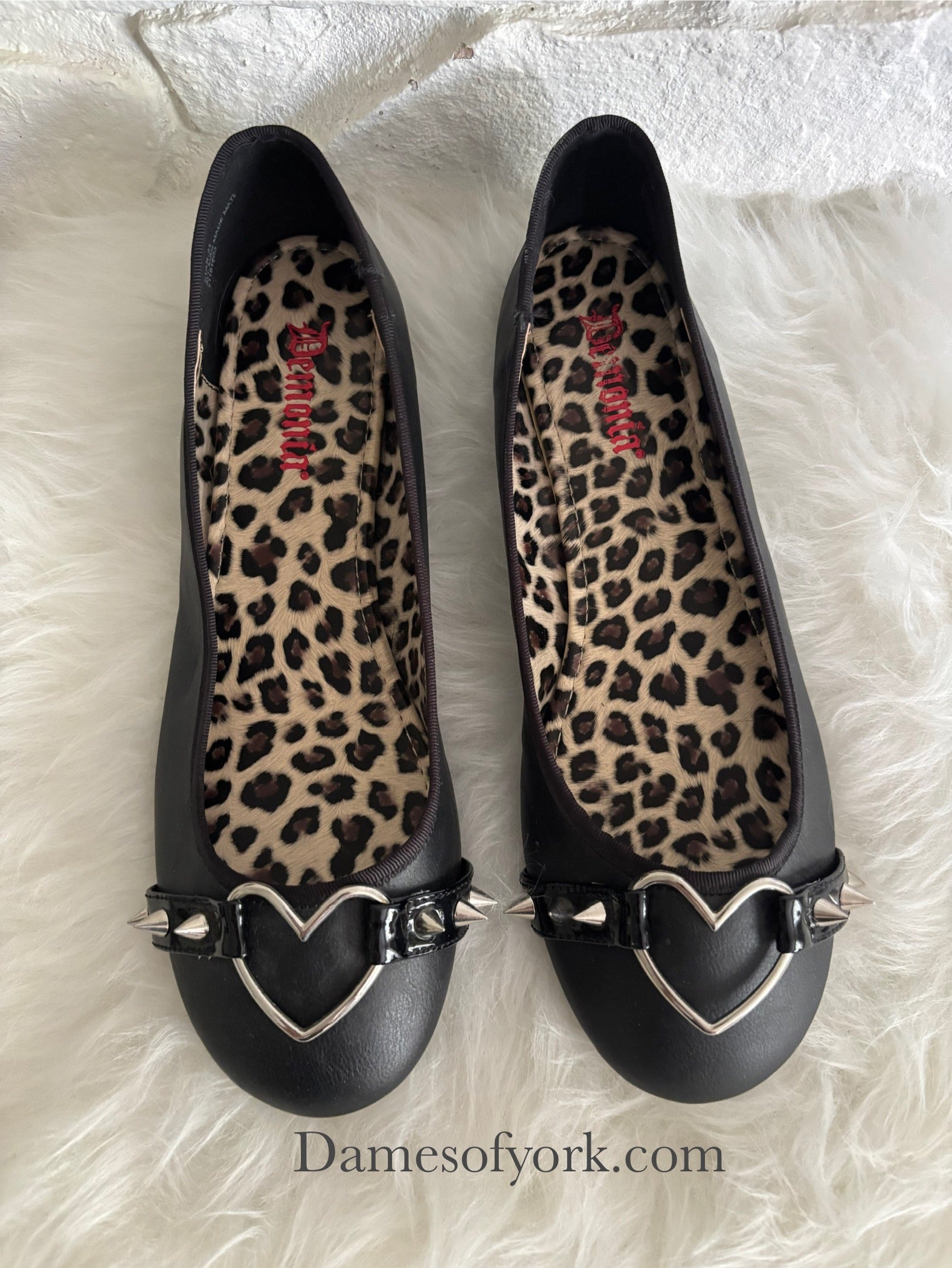 Demonia Star-21 Flats