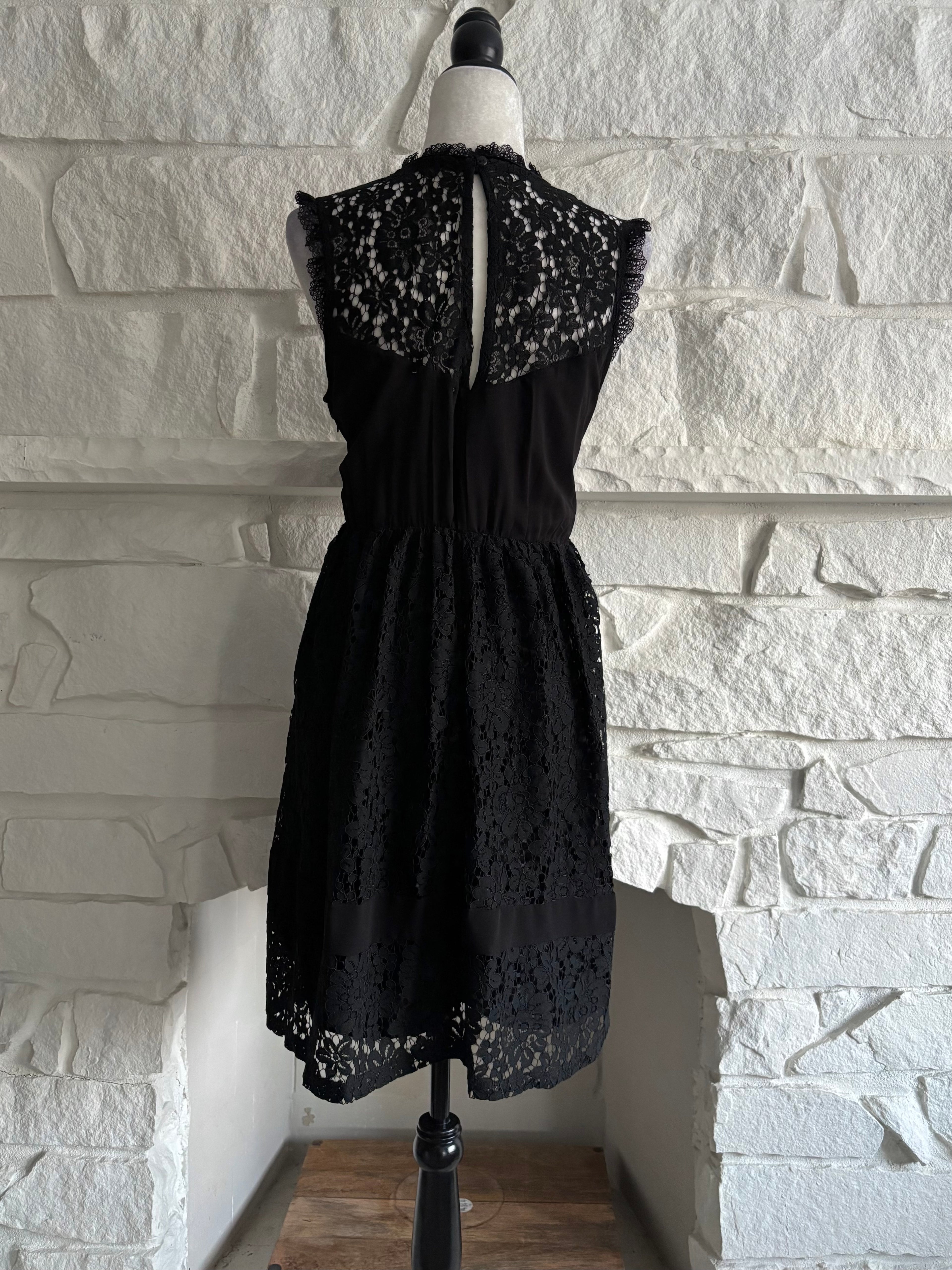 Dex Lace Dress