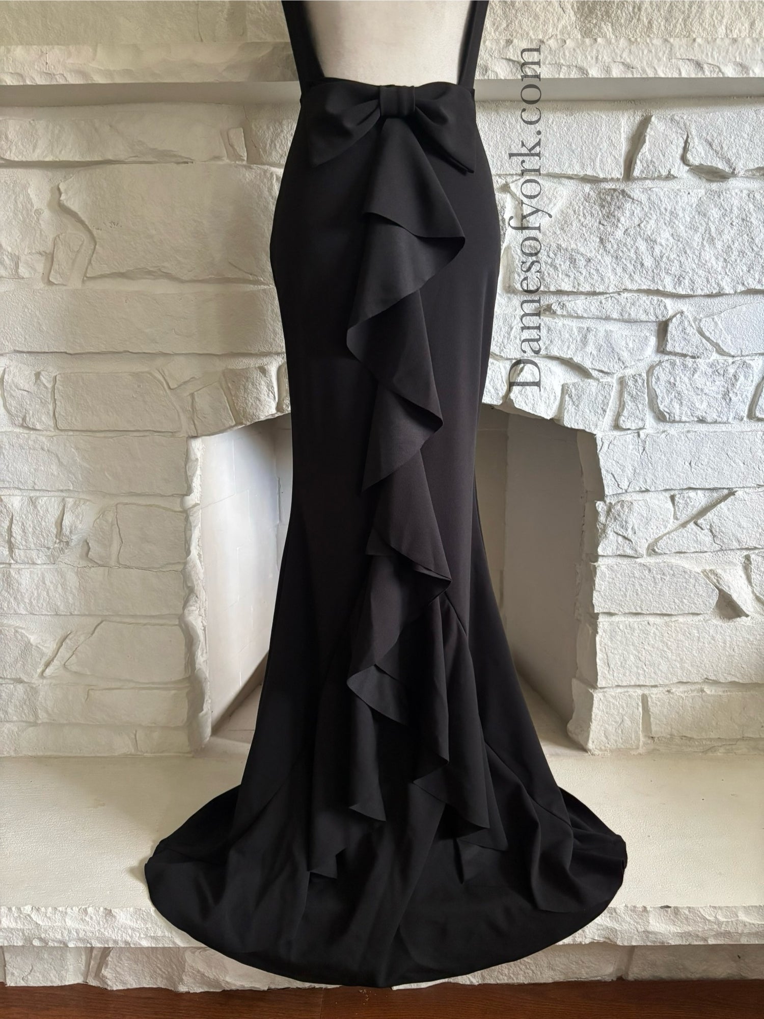 Obsidian Siren Gown