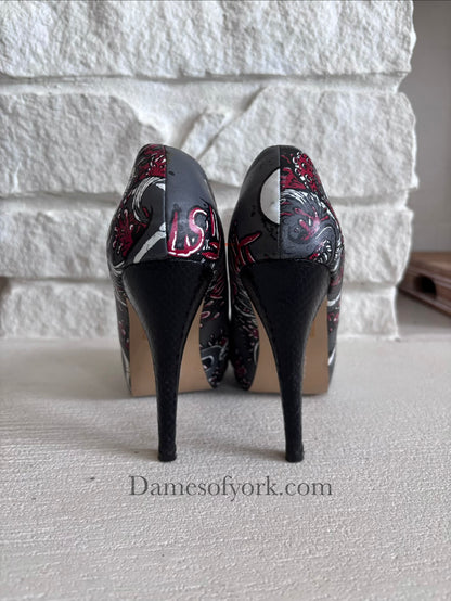 All Eyes on You Heels