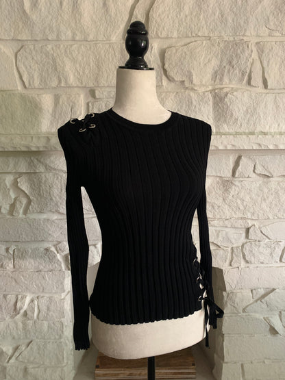 Sweater with corset details