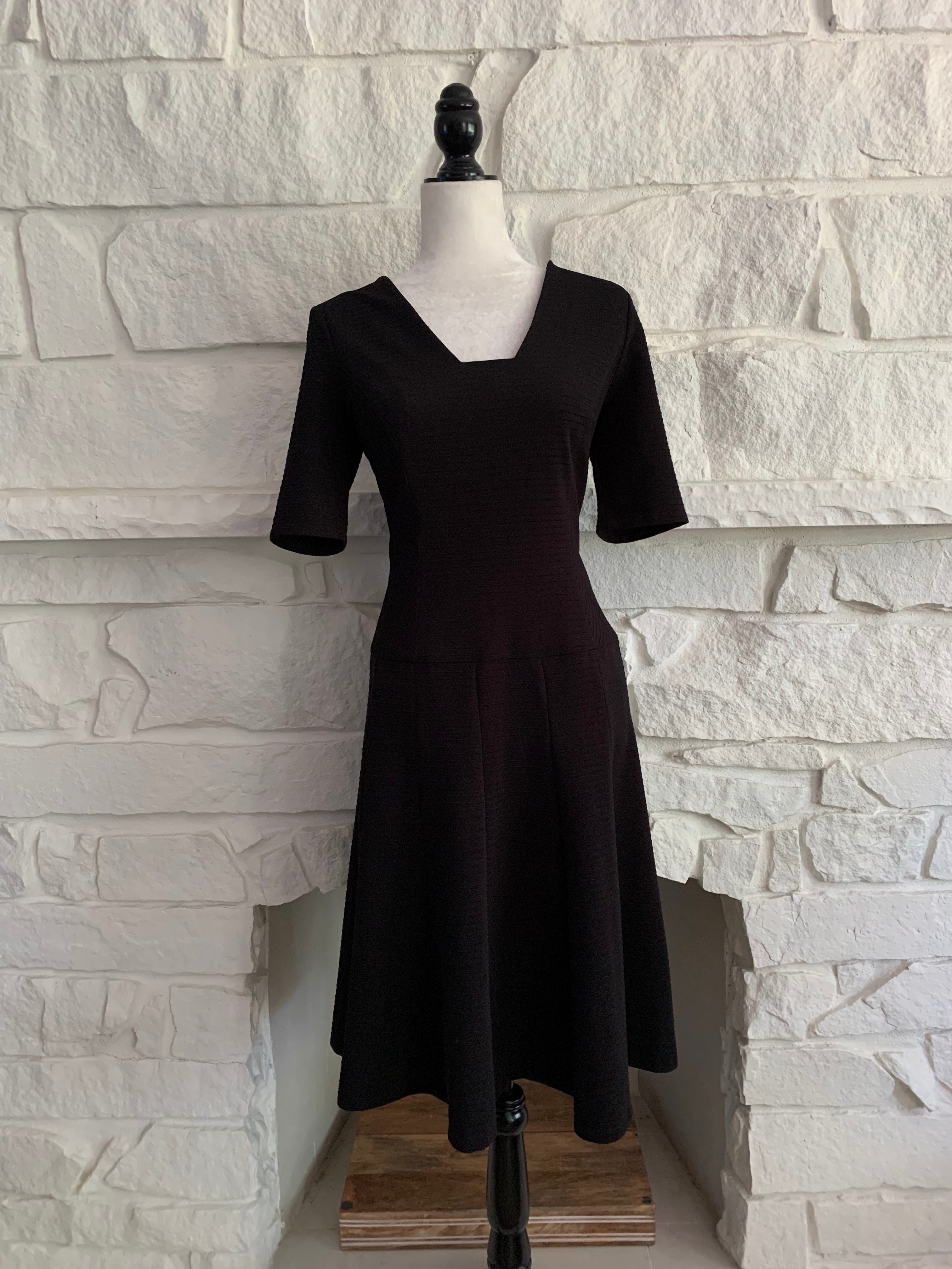 Anne Klein Dress