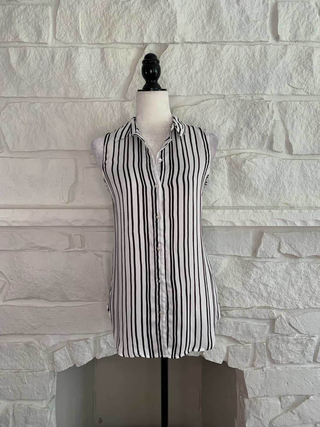 Striped Sleeveless Blouse